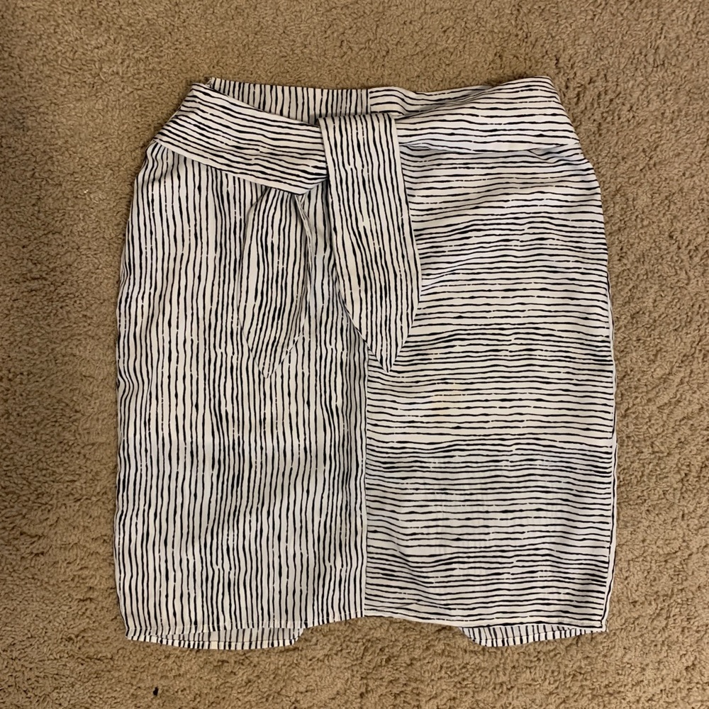 Black and White Tie Pencil Skirt